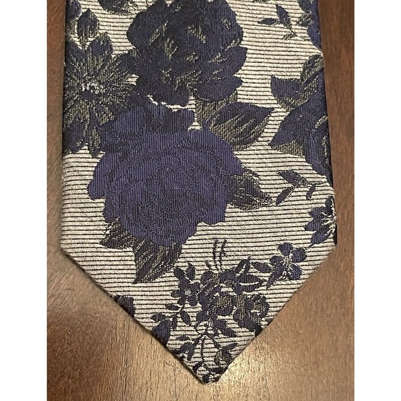 Bar lll Blue 45% Viscose 31% Polyester 24% Silk Men’s Neck Tie Made In China - Picture 1 of 9